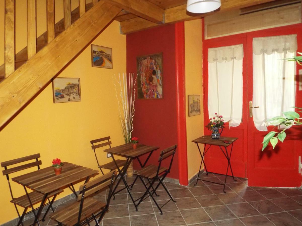 B&B Ingiropernapoli Exterior photo